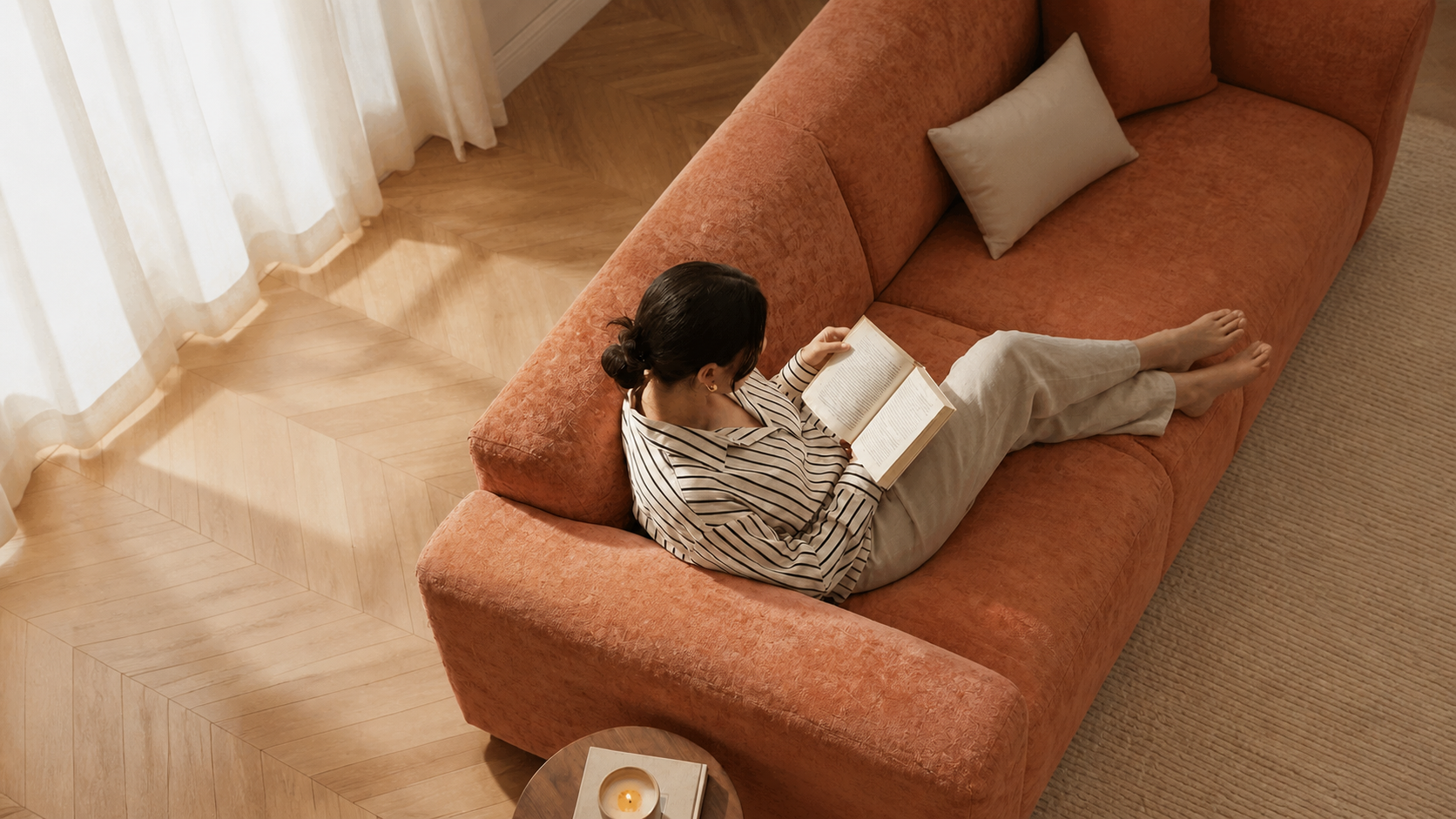 A warm, comfortable furniture setting